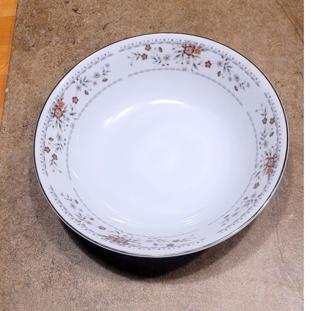 Claremont by Sone Fine Porcelain China Serving Bowl Floral Rim Silver Trim Japan